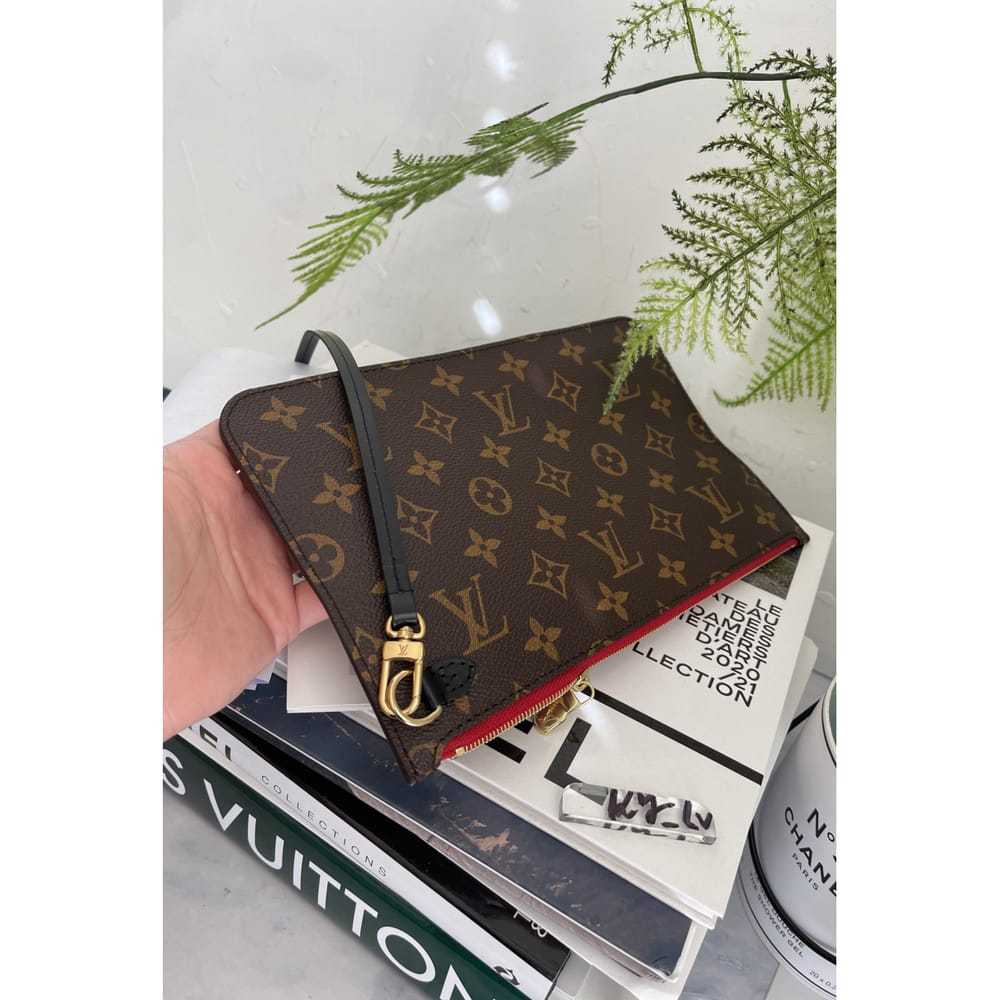 Louis Vuitton Trousse de Toilette cloth clutch bag - image 12