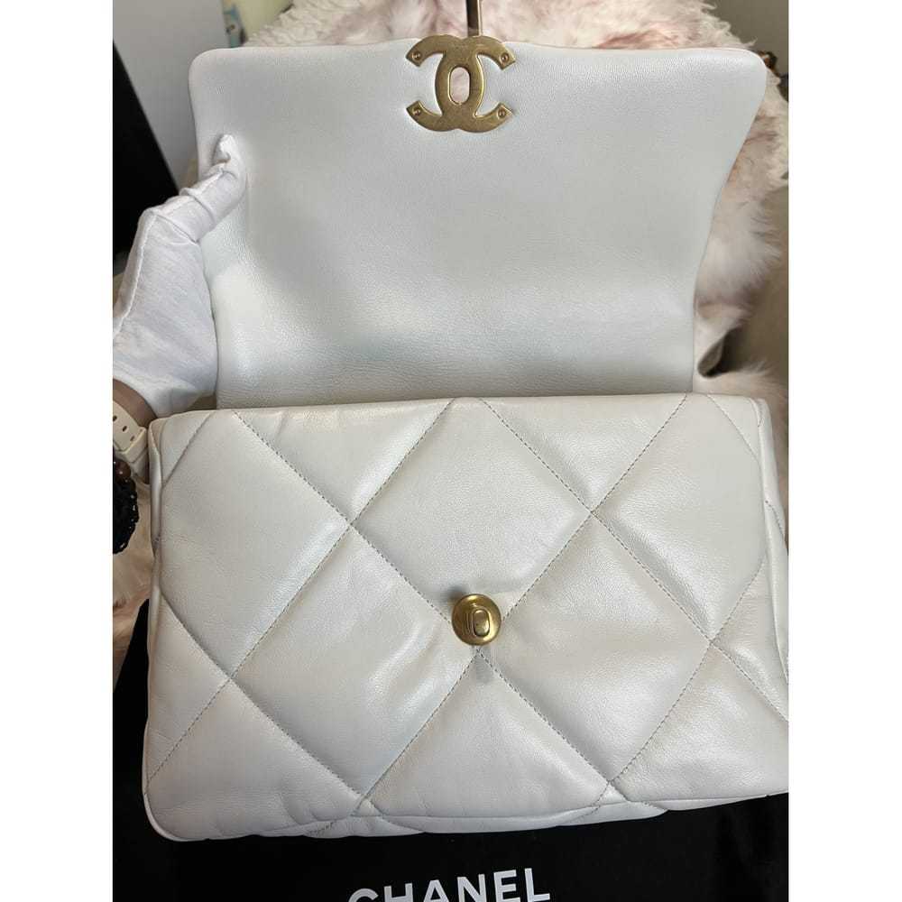 Chanel Chanel 19 leather handbag - image 4