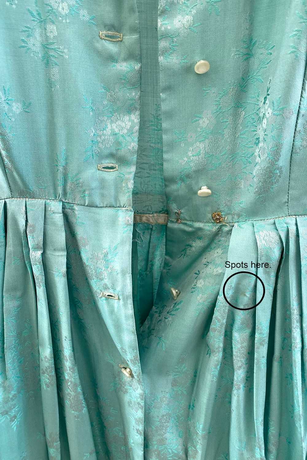 1950s Aqua Blue Jacquard Fit and Flare Shirtwaist… - image 12