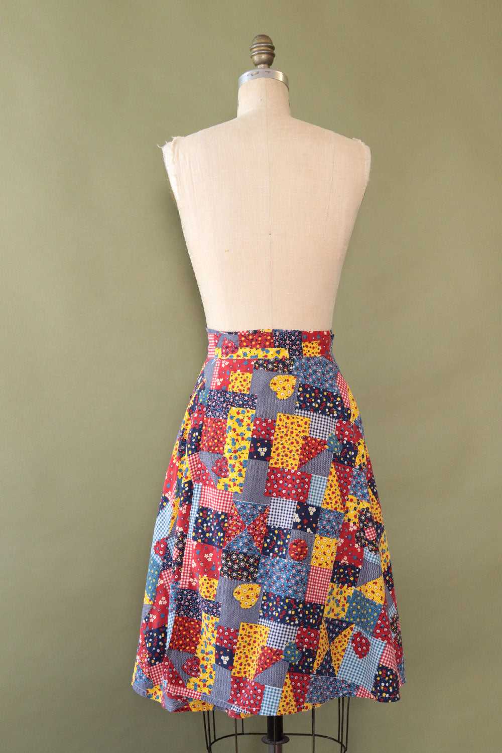 Calico Patchwork Print Wrap Skirt XS-M - image 4