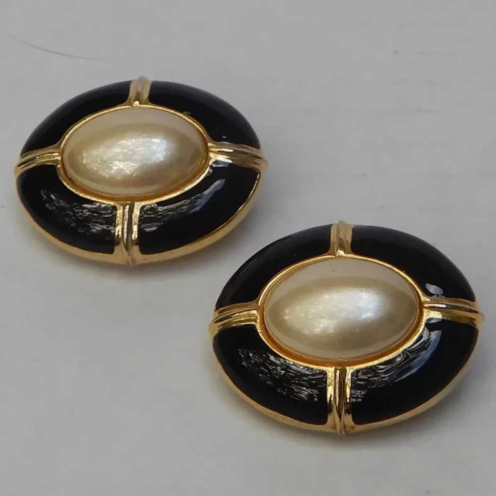 Signed Carolee Gold Tone Faux Pearl Black Enamel … - image 6