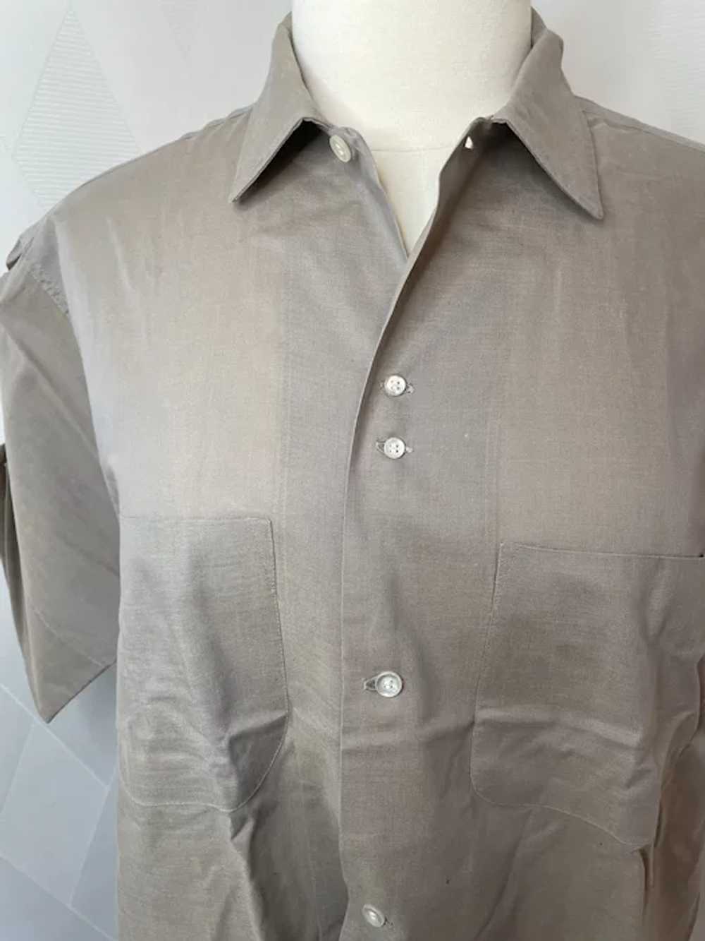 Vintage 1960s Van Heusen Short Sleeve Button Up S… - image 2