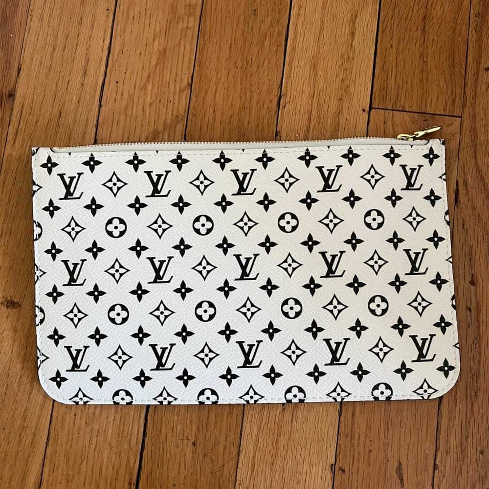 Louis Vuitton Milla cloth clutch bag - image 2