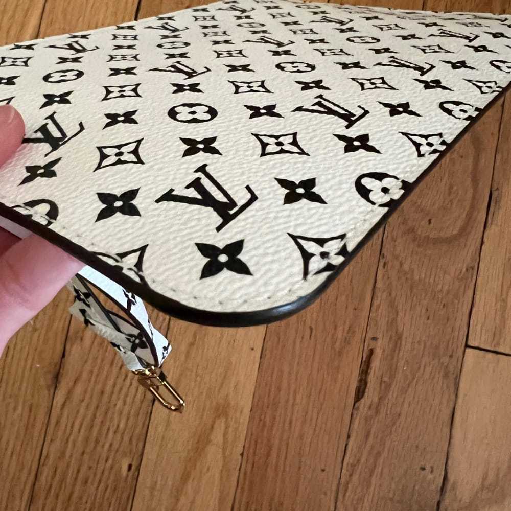 Louis Vuitton Milla cloth clutch bag - image 7