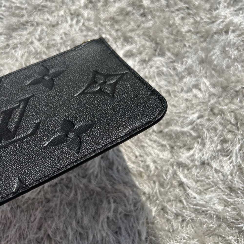 Louis Vuitton Neverfull leather clutch bag - image 3