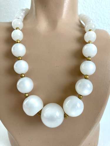 White Moonglow Graduated Bead Necklace Gold Spacer