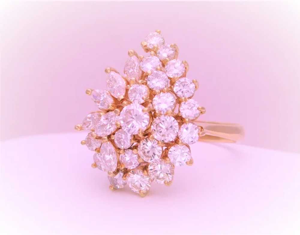 Vintage 18k Gold Diamond Cluster Ring - image 2