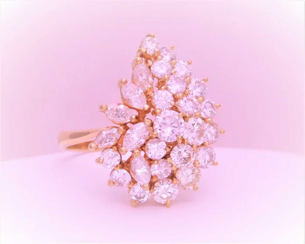 Vintage 18k Gold Diamond Cluster Ring - image 4