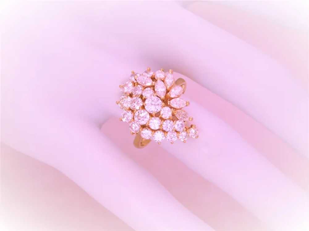 Vintage 18k Gold Diamond Cluster Ring - image 8