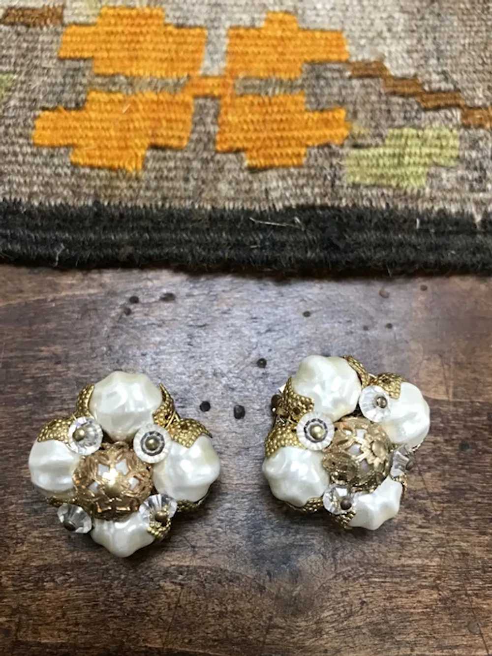 Signed Alice Caviness Faux Baroque Pearl Earrings - image 3