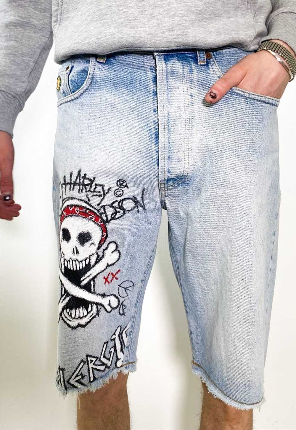 Vintage 90s skull pirates denim shorts - image 1