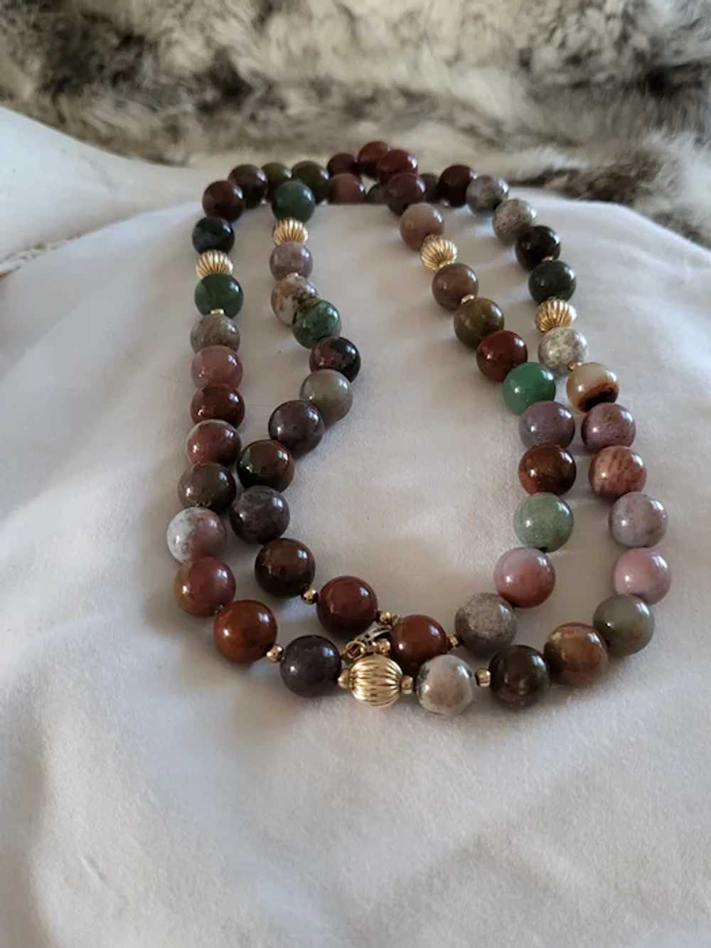 Smithsonian Vintage Jasper Necklace with Gold Ton… - image 11