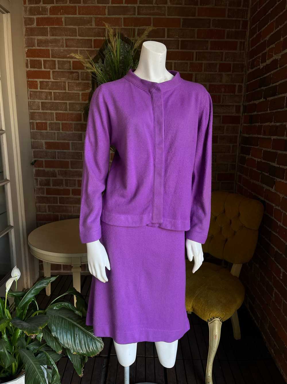 1960s Purple Sweater Set - image 4
