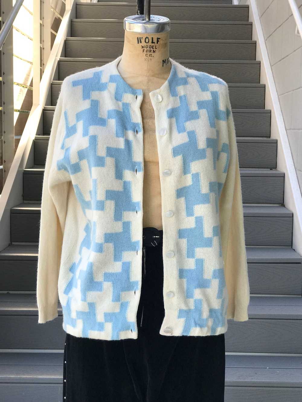 1960s Powder Blue and Cream Cashmere Cardigan Mad… - image 3