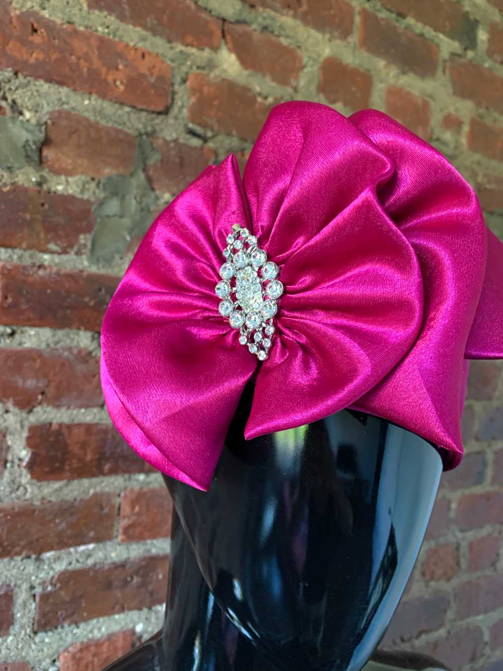 80s Fuchsia Bow Hat with Crystal - image 3