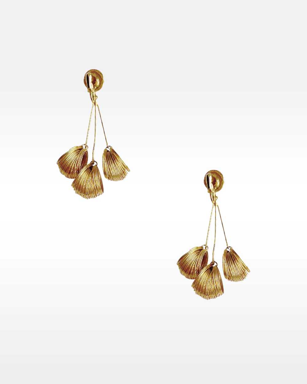 Wire Hoop Gold Metal Drop Clip Earrings - image 5
