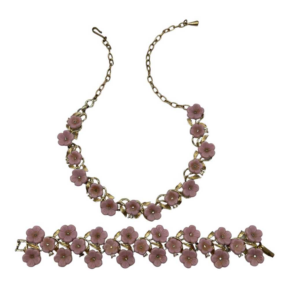 Fabulous Vintage Karu Arke Pink Flower Necklace and E… Gem