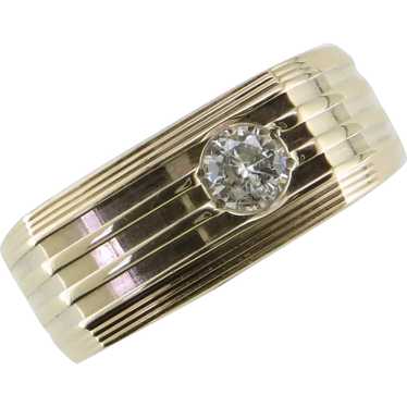 14 Karat Yellow Gold Diamond Ring - image 1