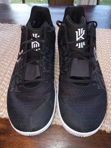 Nike Mens Zoom Kyrie Irving Flytrap ll Black and Whit… - Gem