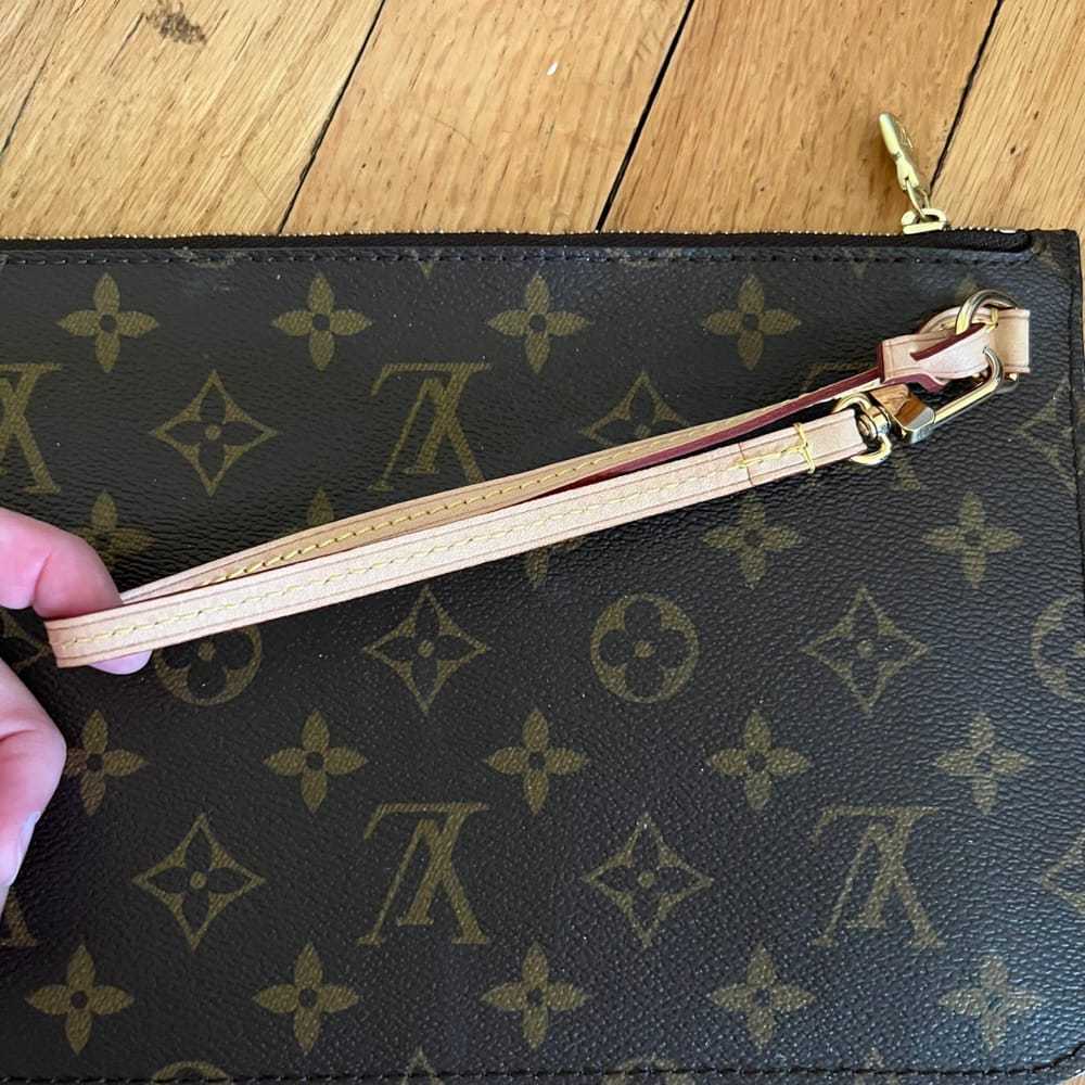 Louis Vuitton Neverfull cloth clutch bag - image 5