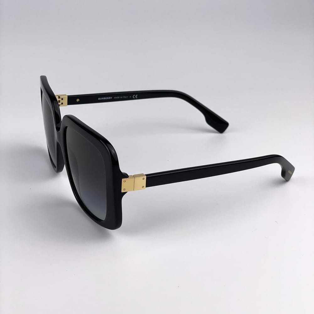 Burberry Sunglasses - image 5