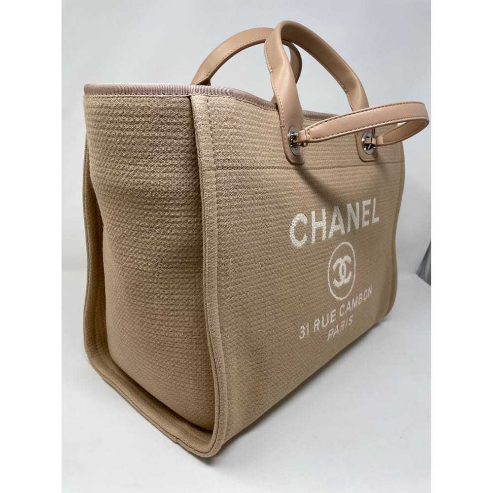 Chanel Deauville leather tote - image 9