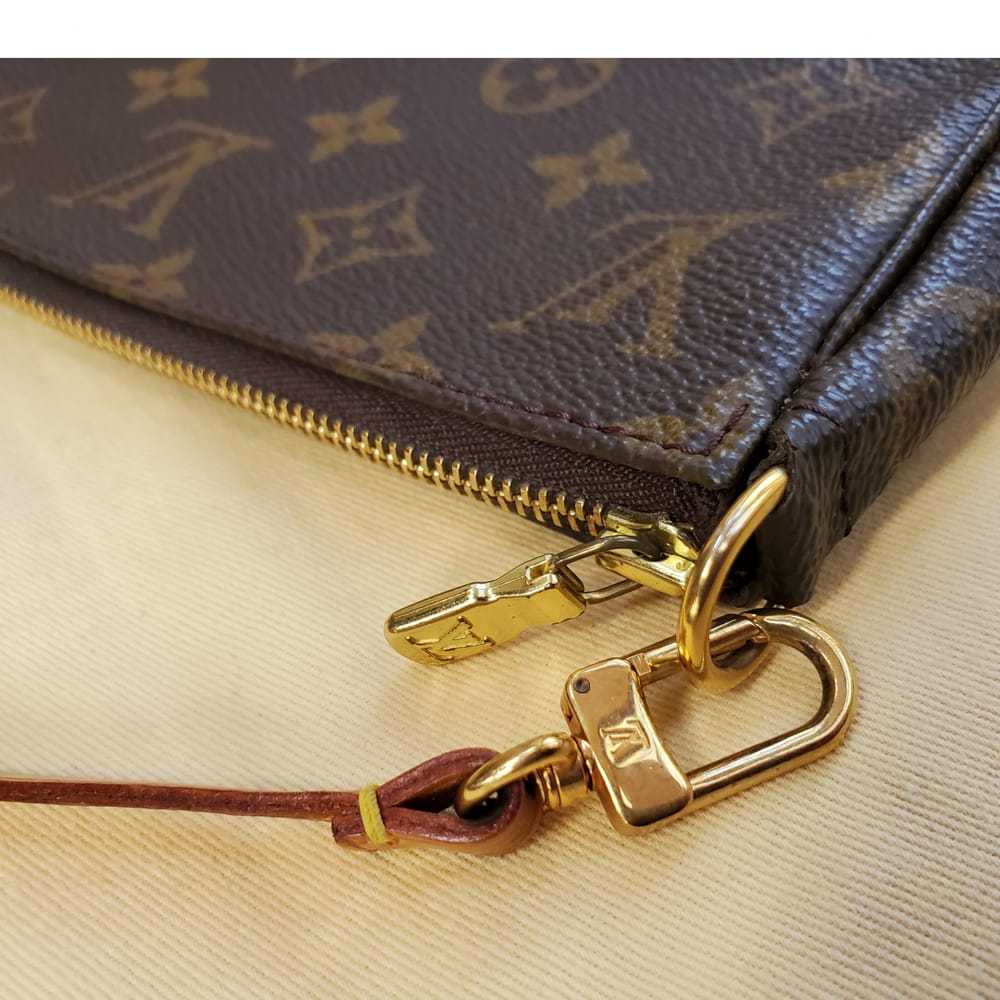 Louis Vuitton Pochette Accessoire cloth handbag - image 12