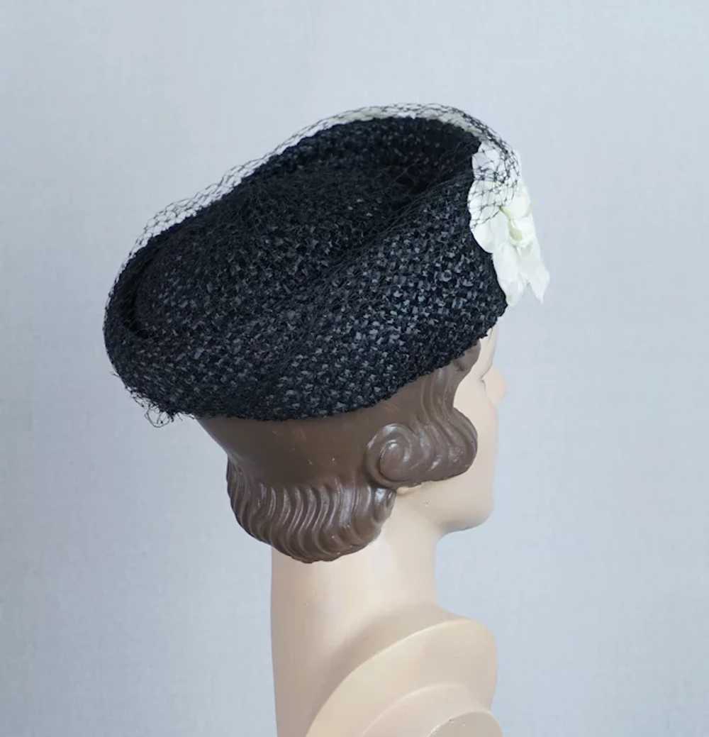 50s Black Straw Pillbox Hat w/ White Silk Florals - image 3