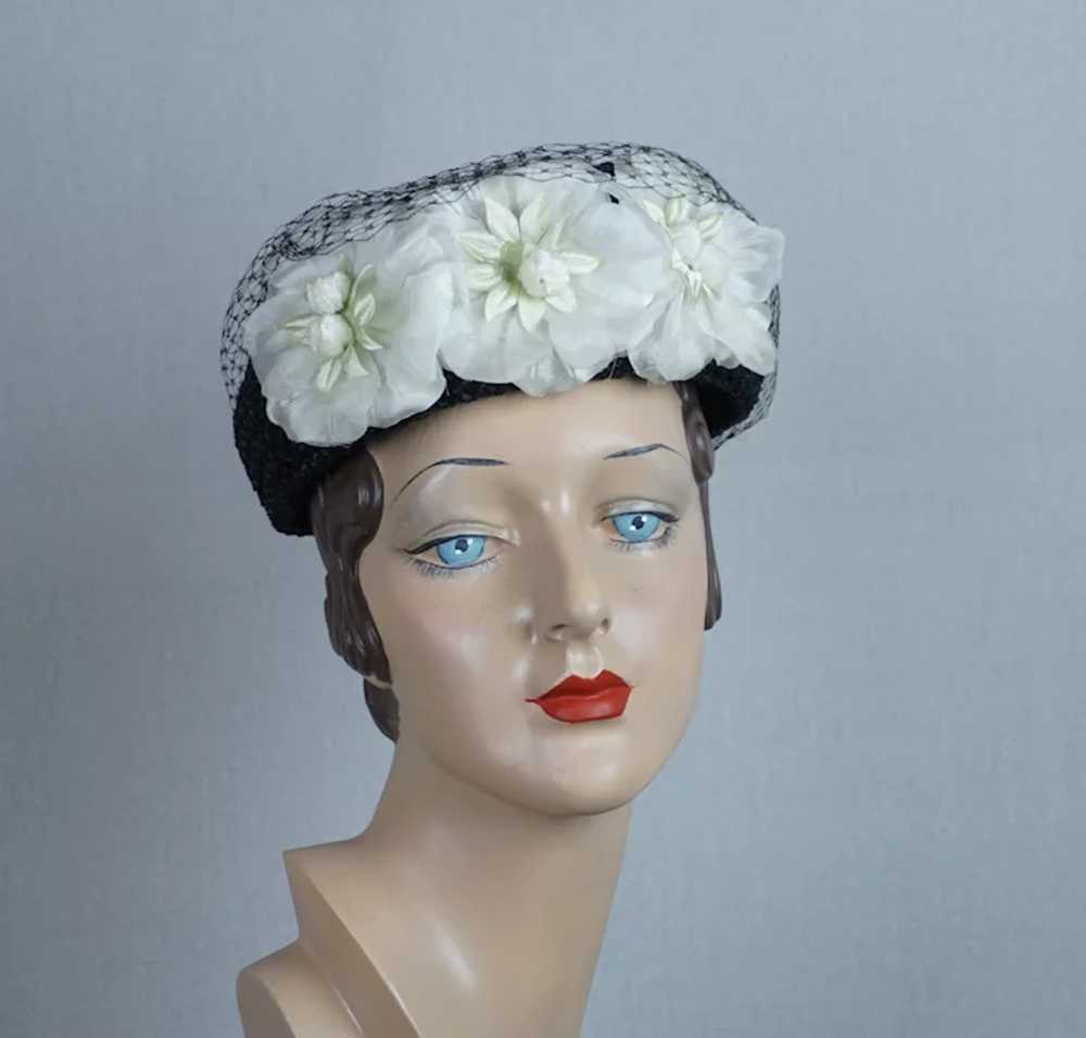 50s Black Straw Pillbox Hat w/ White Silk Florals - image 6