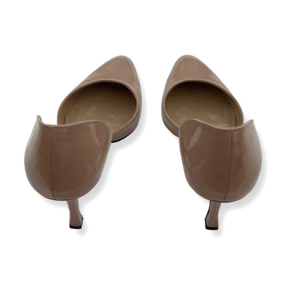 Manolo Blahnik Patent leather heels - image 4