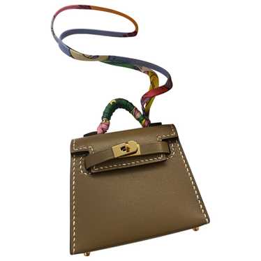 Hermes Kelly Twilly Bag Charm Fauve Palladium Tadelakt Leather Limited –  Mightychic