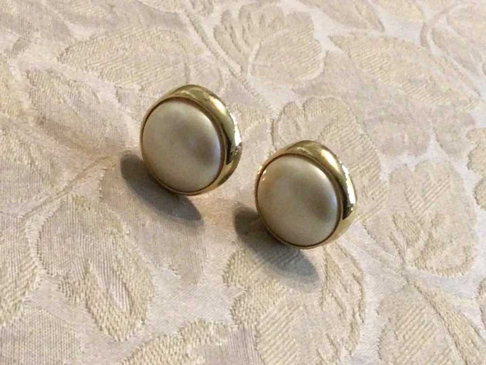 Vintage Carolee Gold Tone Faux Pearl Clip Earrings - image 3