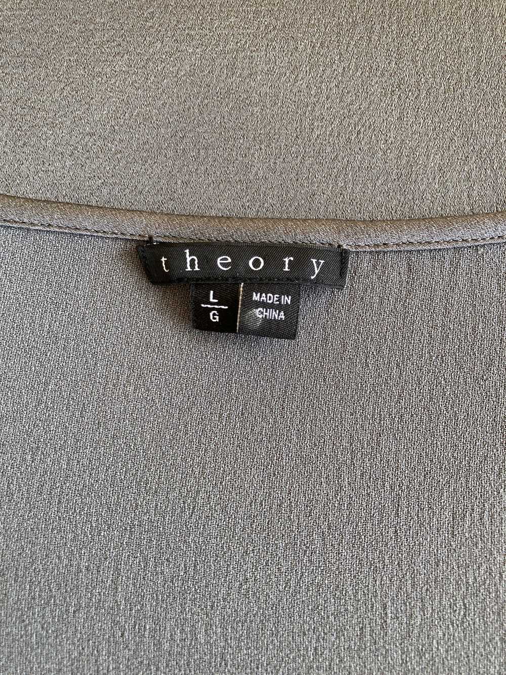 Theory Charcoal Top, L - image 6