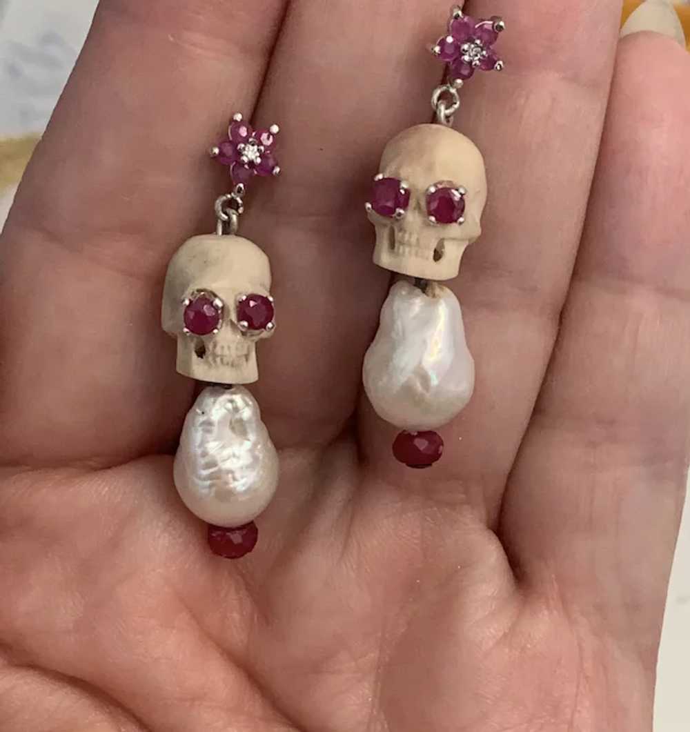 Diamond, Ruby, Cultured Pearl skulls - image 3