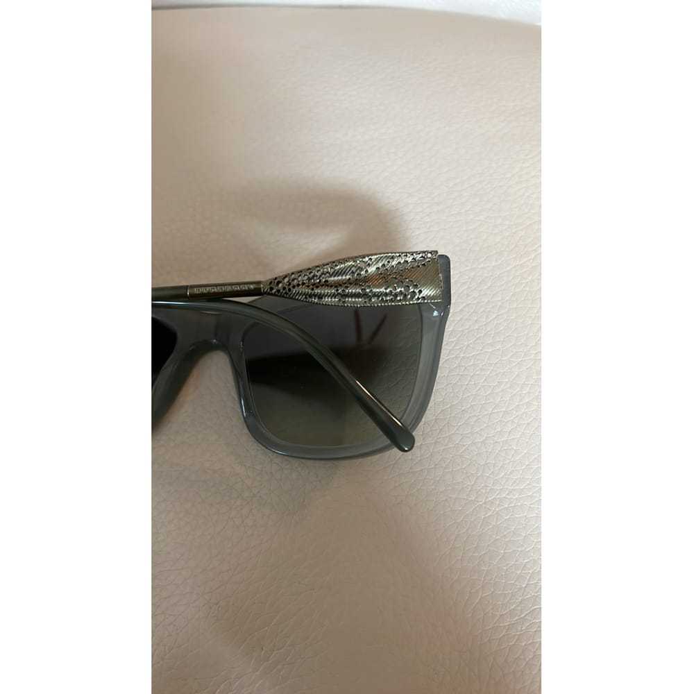 Burberry Sunglasses - image 7