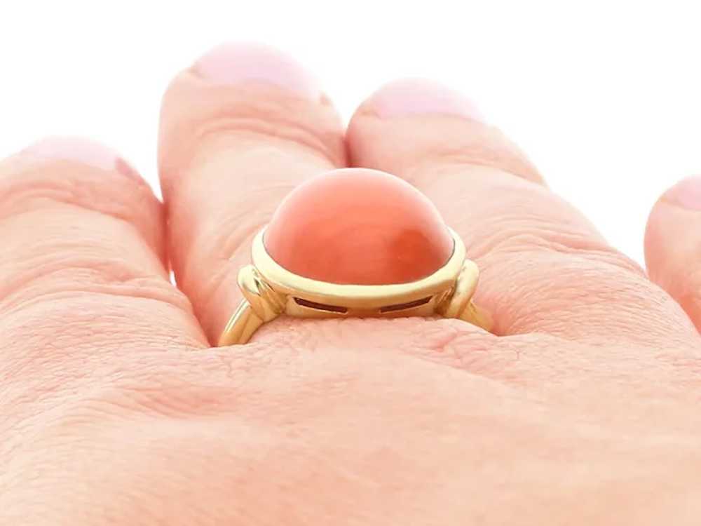 Vintage 13.20 Coral and 14ct Yellow Gold Ring - image 9