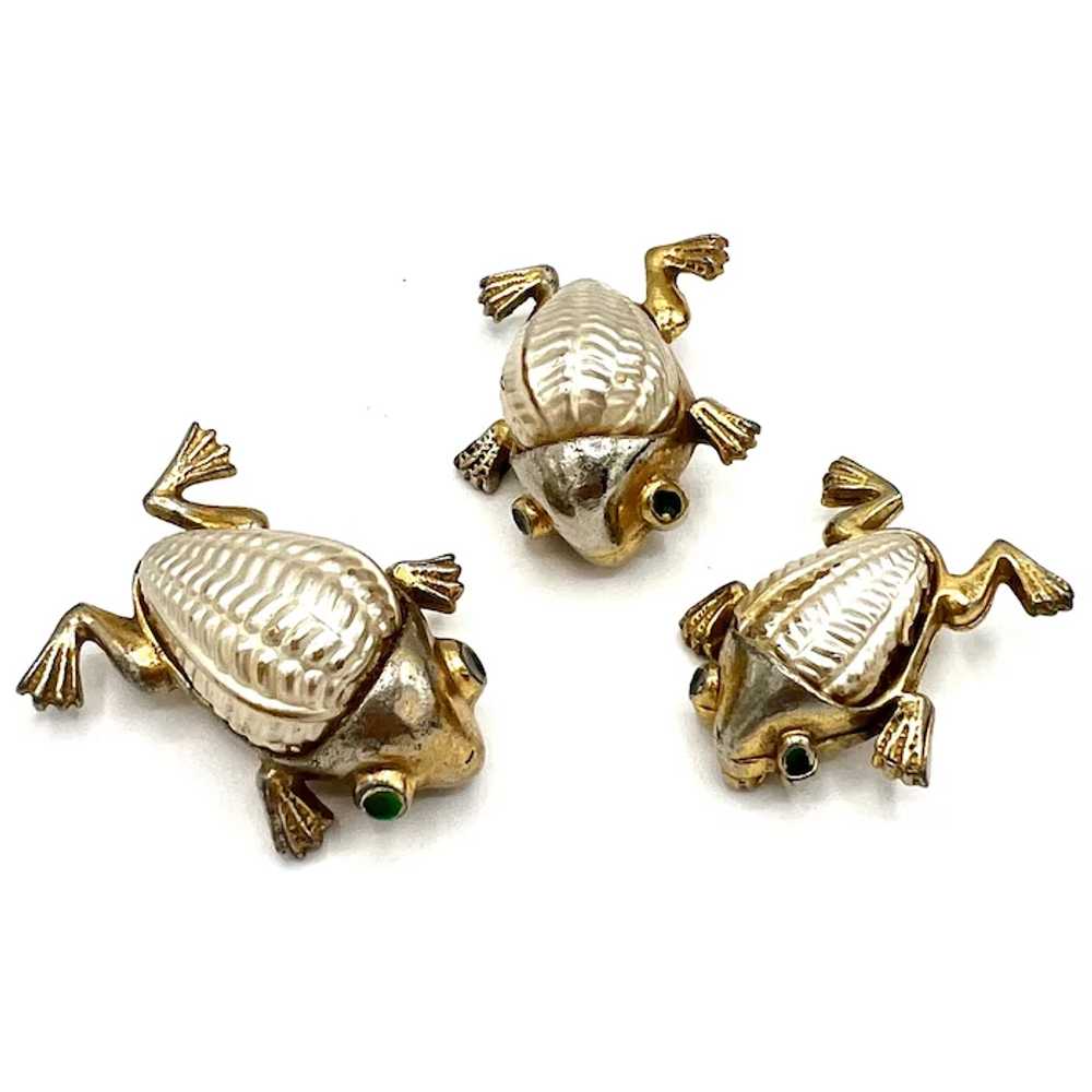 Pearl Belly Frog Family Brooches - image 3