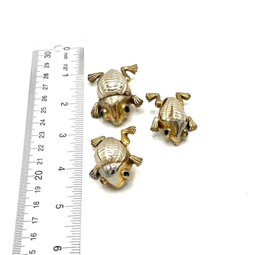 Pearl Belly Frog Family Brooches - image 4
