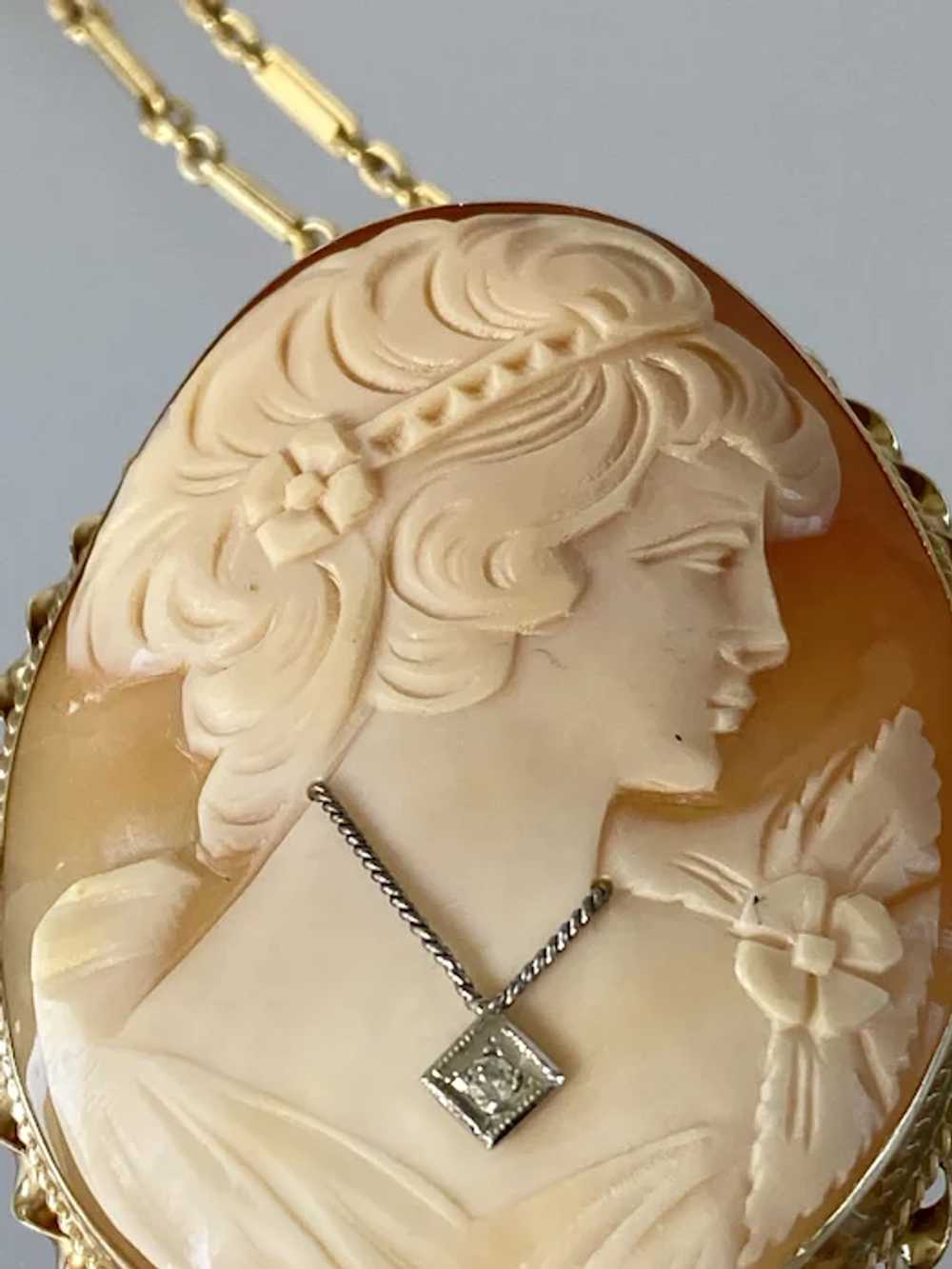 14K YG & Habille Cameo Pendant with chain - image 3