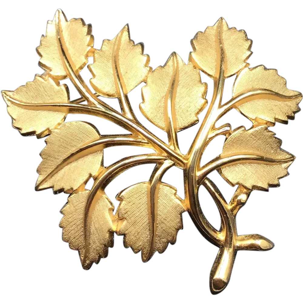 Vintage Crown Trifari Gold Tone Brooch Leaf Branc… - image 1