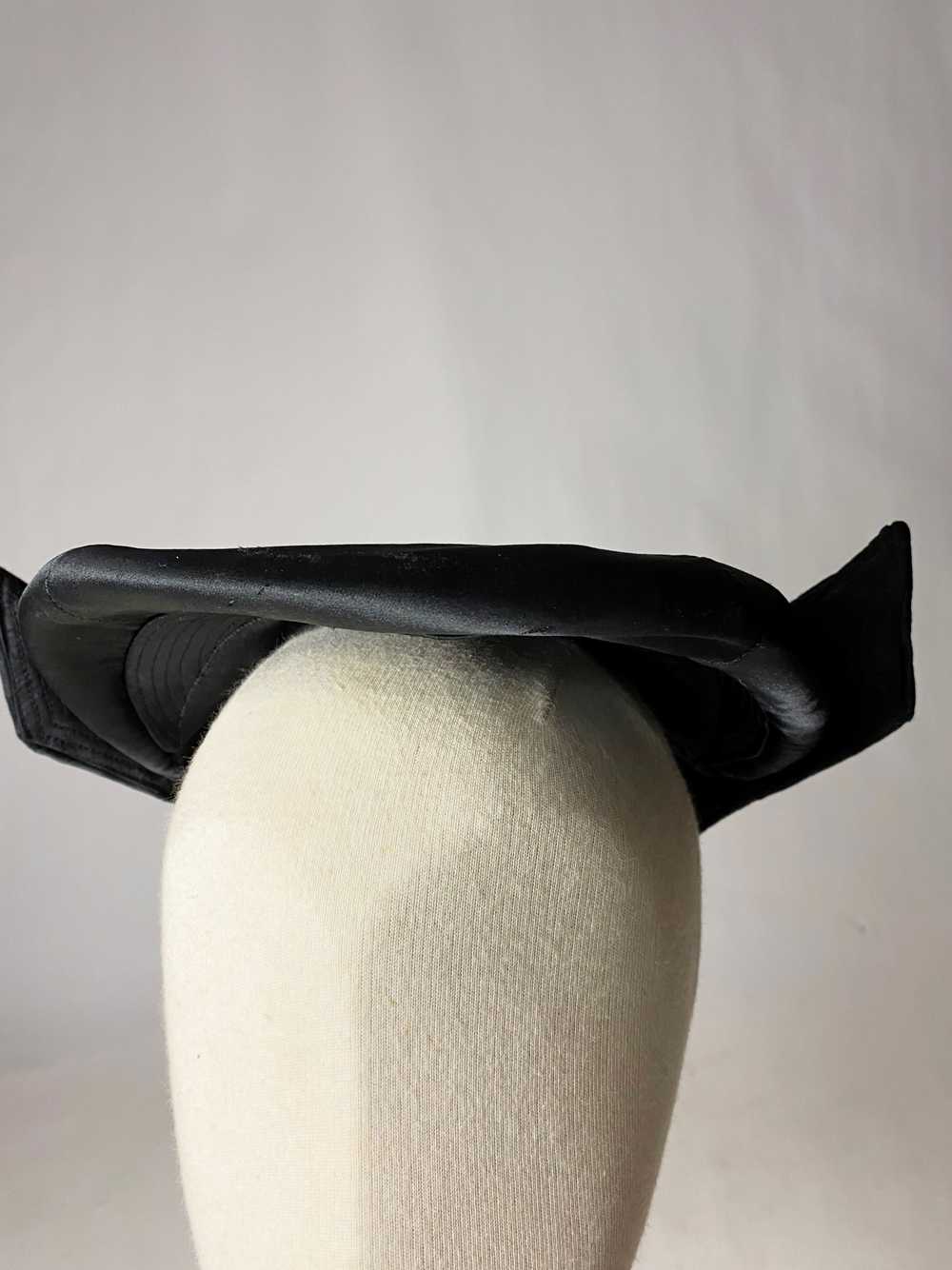 Black satin lady's beret with stitched wings Circ… - image 4