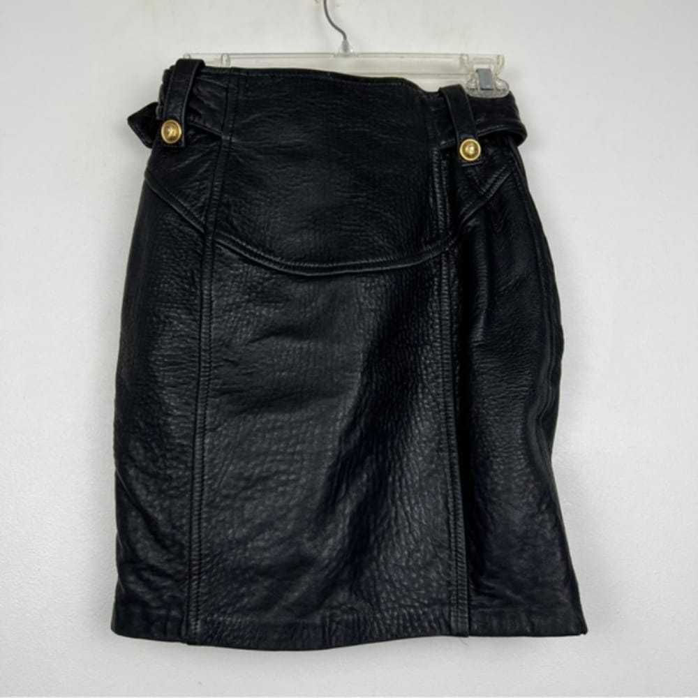 Moschino Leather mini skirt - image 7