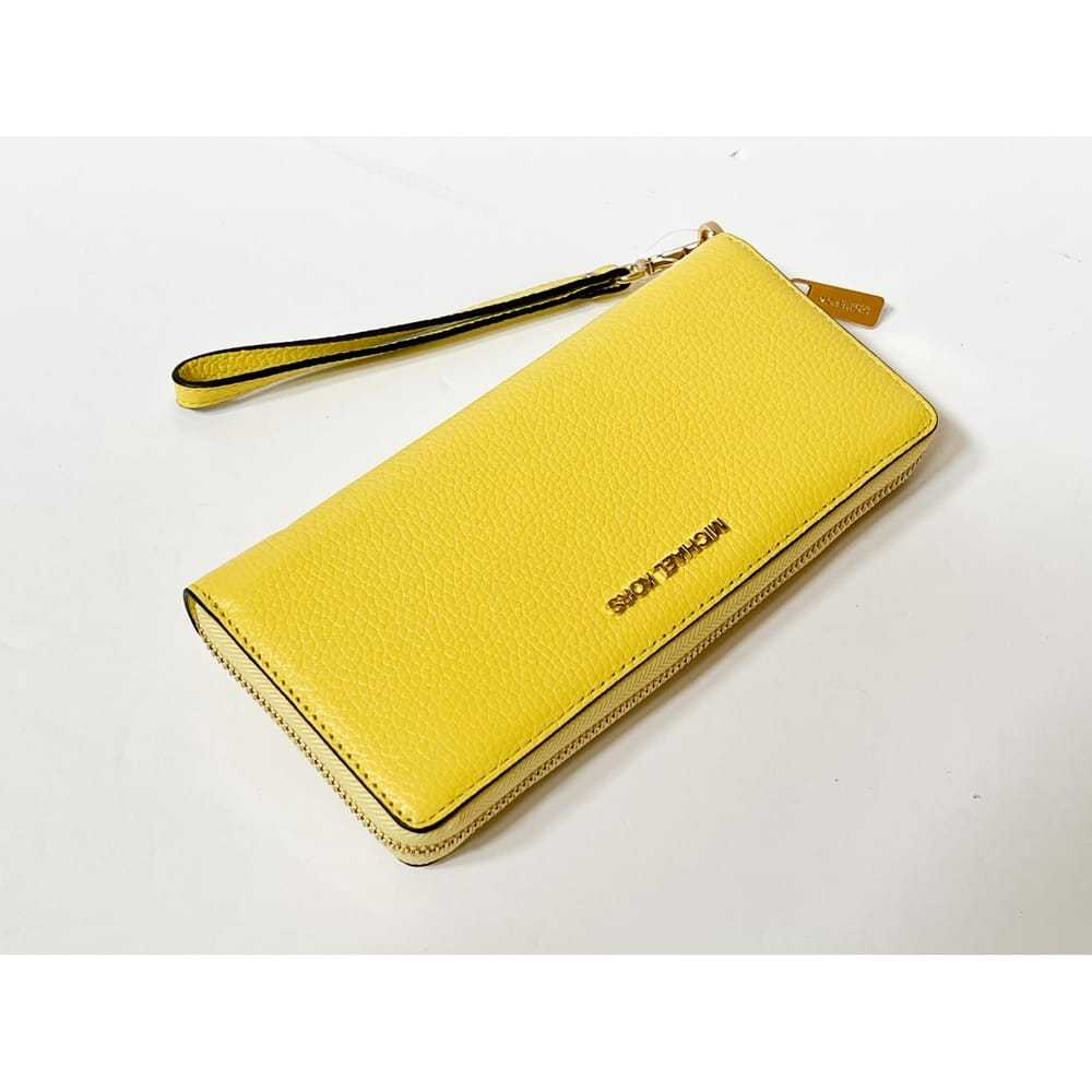 Michael Kors Leather wallet - image 6