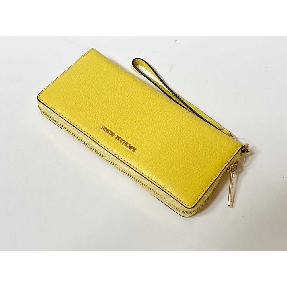 Michael Kors Leather wallet - image 7