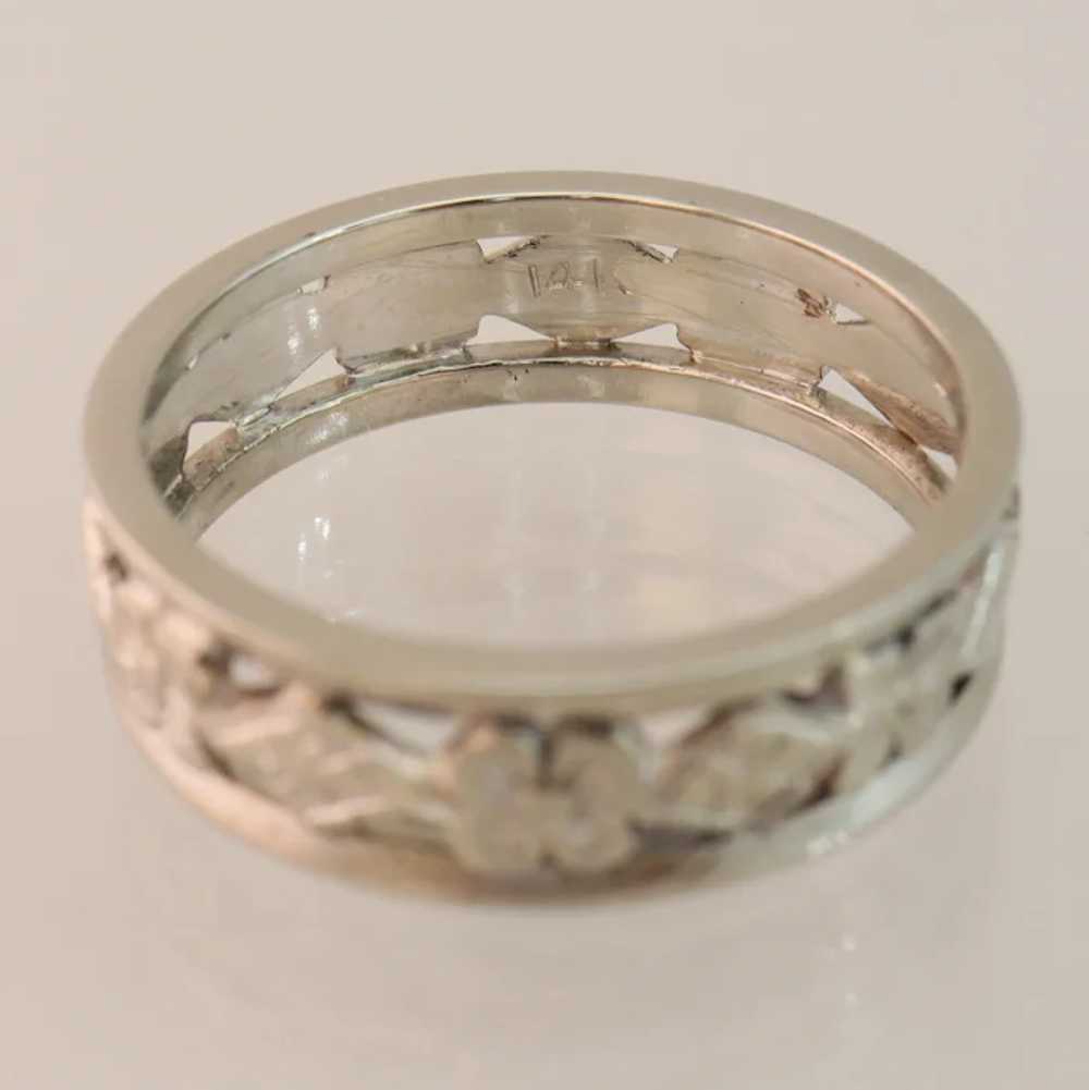 Size 6 Dogwood Flower 14k White Gold Eternity Band - image 4