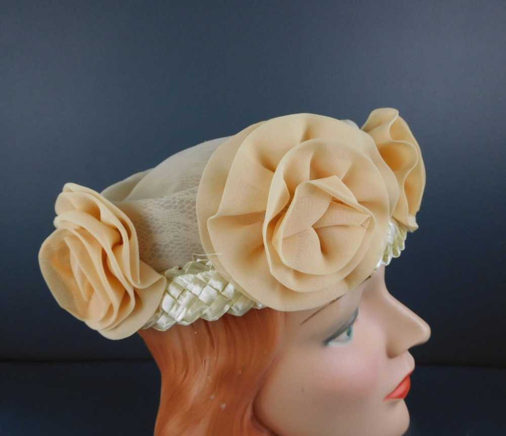 Vintage Pale Peach Chiffon Hat with Straw and Flo… - image 6