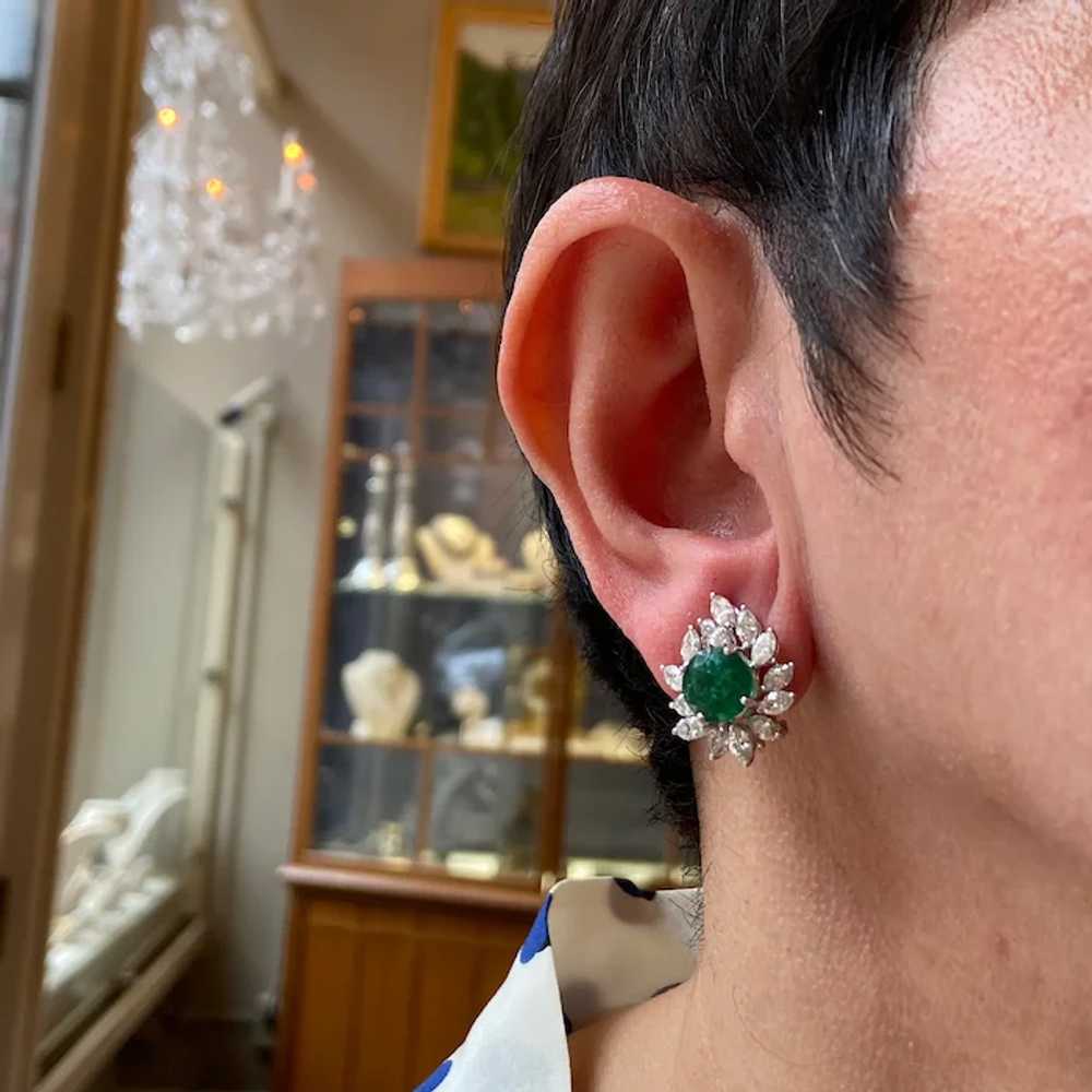 18K White Gold Emerald and Diamond Earring - image 5