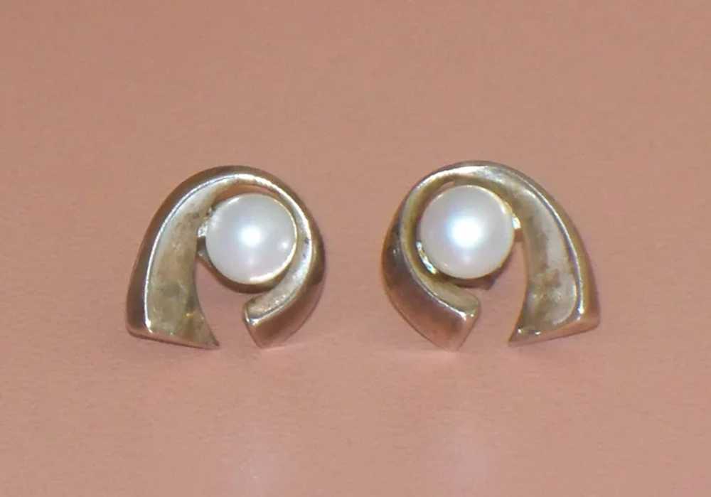 Vintage Small Sterling Silver Cultured Pearl Swir… - image 4
