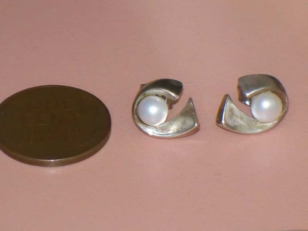 Vintage Small Sterling Silver Cultured Pearl Swir… - image 7