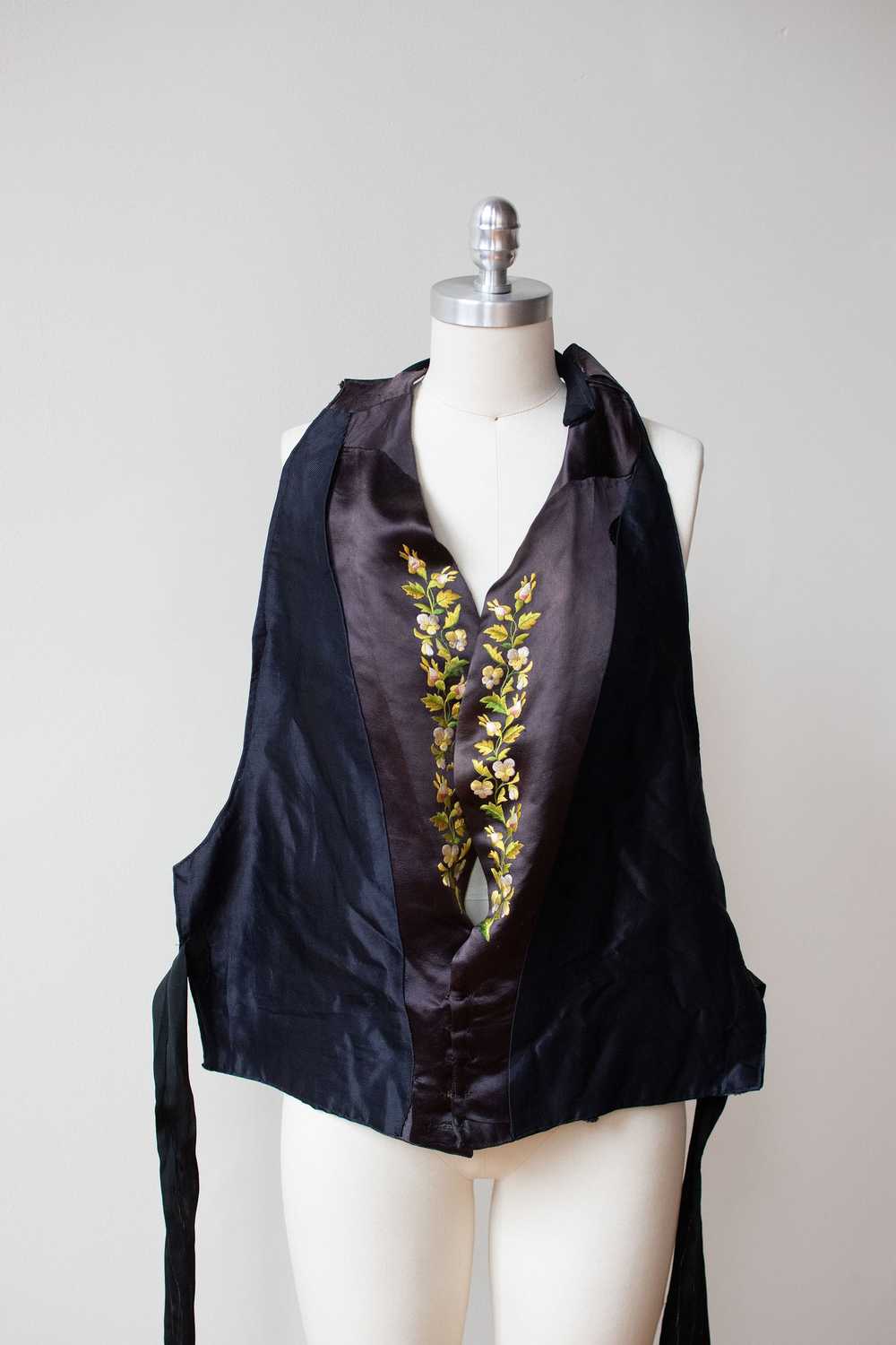 Antique Embroidered Silk Vest - image 8